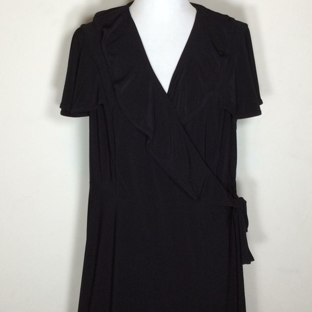 Black Wrap Dress w/Adorable Ruffled Hemline